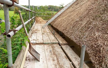 advantages of Wolfs Castle thatch roofing
